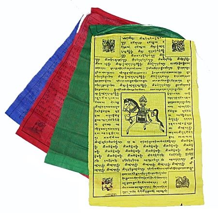 Тибетские флажки ЛУНГ-ТА 145 см. 5 флажков 25*36 см.
